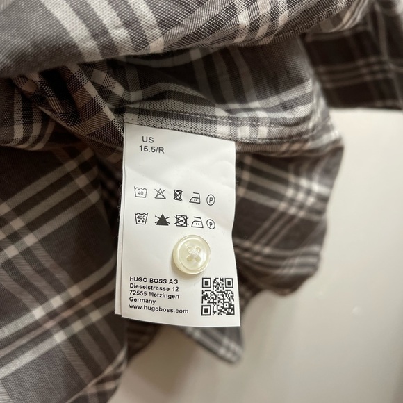 Hugo boss slim fit shirt for men  15 1/2 - 32/33 SZ M - Picture 3 of 5